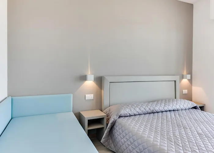 Hotel Marittimo - Clipper Fronte Mare 3*