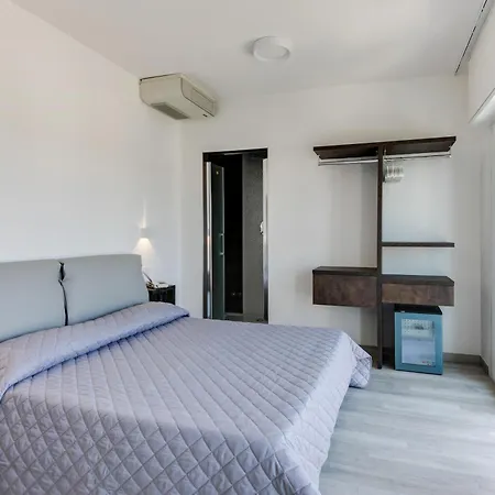 Hotel Marittimo - Clipper Fronte Mare Riccione