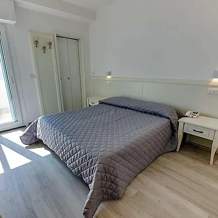 Hotel Marittimo - Clipper Fronte Mare Riccione