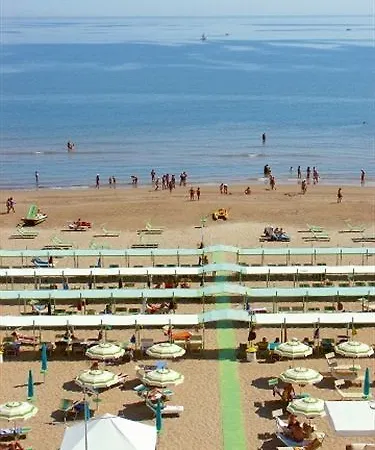 Marittimo - Clipper Fronte Mare 3* リッチョーネ