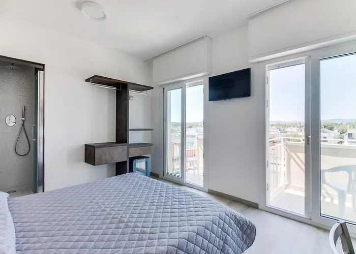 Hotel Marittimo - Clipper Fronte Mare