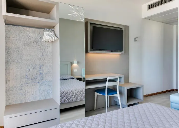 Marittimo - Clipper Fronte Mare 3* Riccione