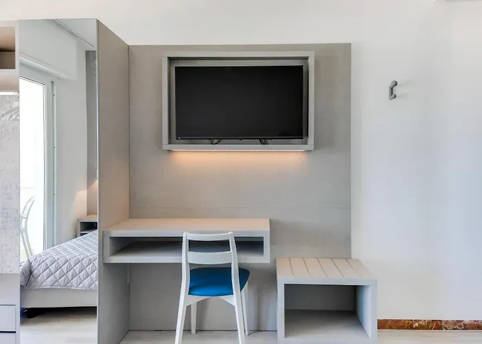 Marittimo - Clipper Fronte Mare Riccione