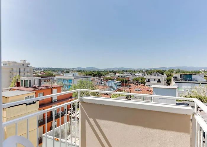 Marittimo - Clipper Fronte Mare 3* ריצ'יונה