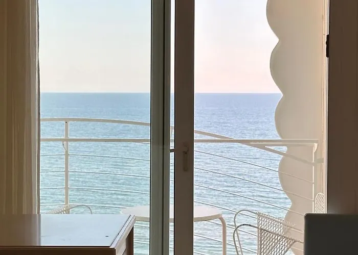 Marittimo - Clipper Fronte Mare Riccione